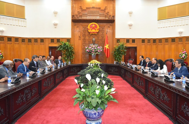 Thủ tướng Nguyễn Xuân Phúc tiếp Chủ tịch Liên minh Hợp tác xã khu vực Châu Á-Thái Bình Dương - ảnh 2